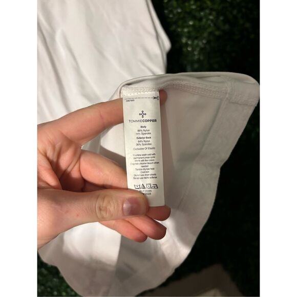 Tommie Copper Women's White Lower Back Support Tank Large NWOT - Picture 4 of 4